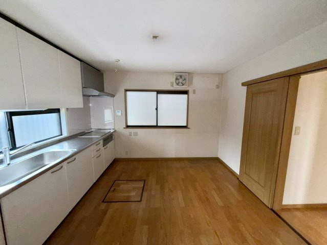 柏原市大正３丁目戸建のキッチン|ダイニングキッチン