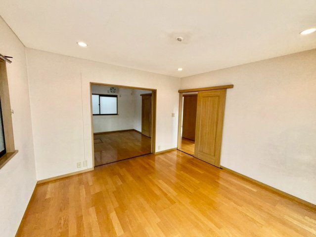 柏原市大正３丁目戸建の洋室|1階洋室