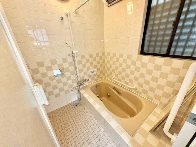 柏原市大正３丁目戸建の浴室|浴室