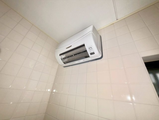 柏原市大正３丁目戸建の浴室|浴室暖房