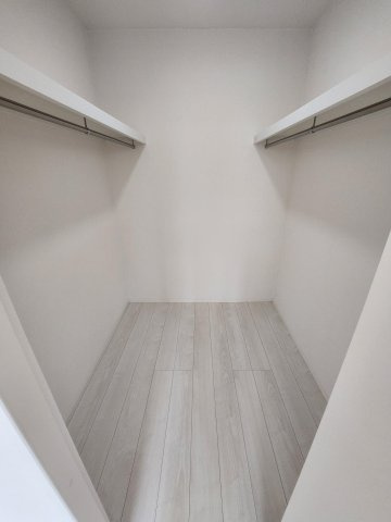 【収納】 | アトムセレクト千葉市中央区大森町 中古戸建 | 2階洋室7.5帖内WIC