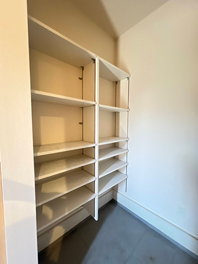 【玄関】 | アトムセレクト千葉市中央区大森町 中古戸建 | シューズインクローゼット