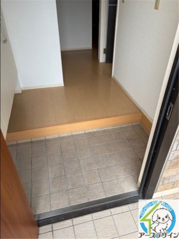 梅田様戸建Ⅱの玄関|※パース写真