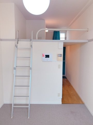 レオパレスアザレの寝室