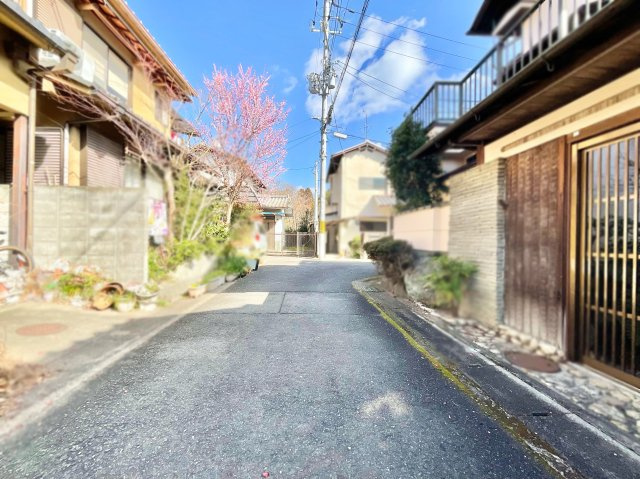 【前面道路含む現地写真】の画像