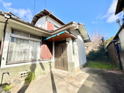 【外観】 | 伏見区桃山町伊賀　土地 | 《MOMOテラス》が車で約8分と気軽にショッピングが楽しめます。