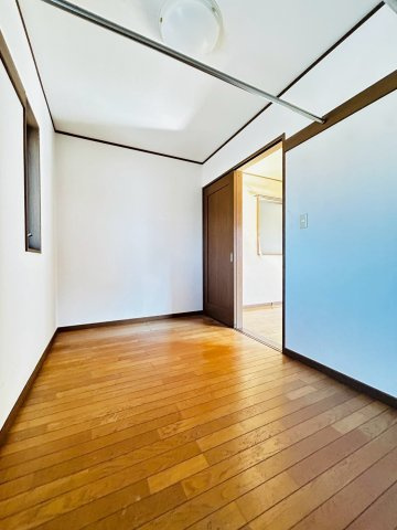 日の出町大久野中古戸建/3月15日までの限定価格/大型4ＬＤＫ/注文仕様の収納