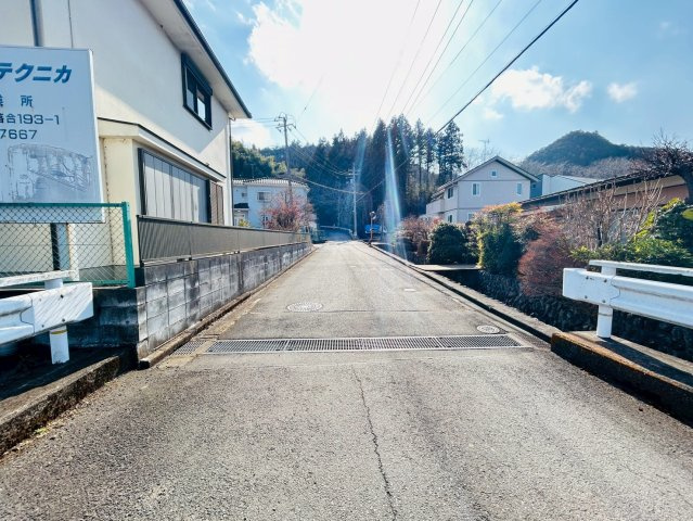 日の出町大久野中古戸建/3月15日までの限定価格/大型4ＬＤＫ/注文仕様の前面道路含む現地写真