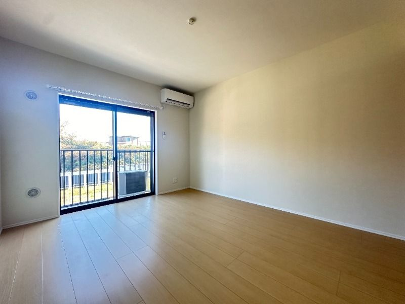 仮称）飯山満町共同住宅の居間・リビング