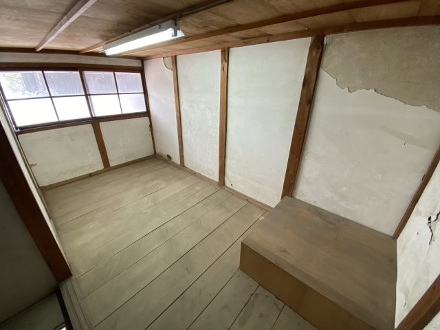 丹波市氷上町本郷の中古一戸建の和室|土間2階4帖（畳無）