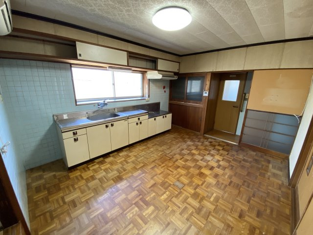 丹波市氷上町本郷の中古一戸建のキッチン