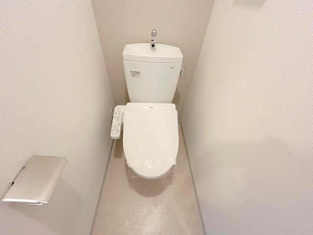 ライジングメゾン新大阪サウスのトイレ