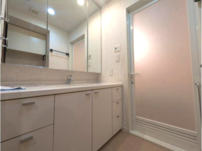 【独立洗面台】