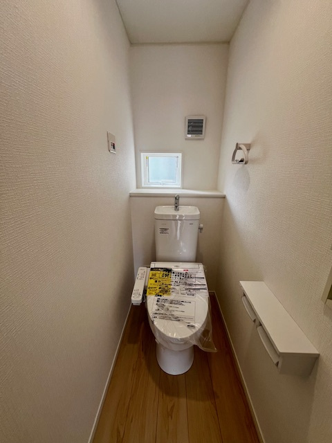 久留米市東合川新町第2-1号棟のトイレ|1F 多機能トイレ