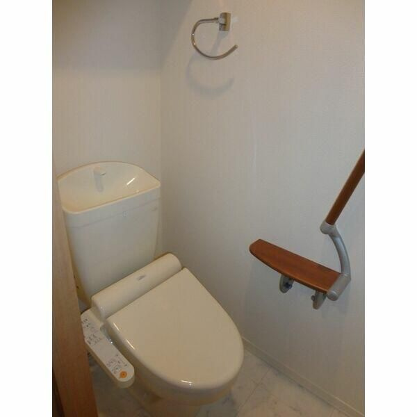 ボヌールヤマキチⅢのトイレ