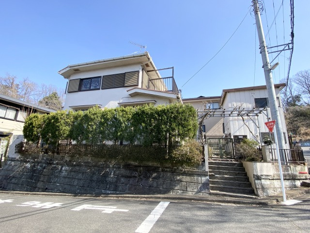 あきる野市雨間　中古戸建の外観