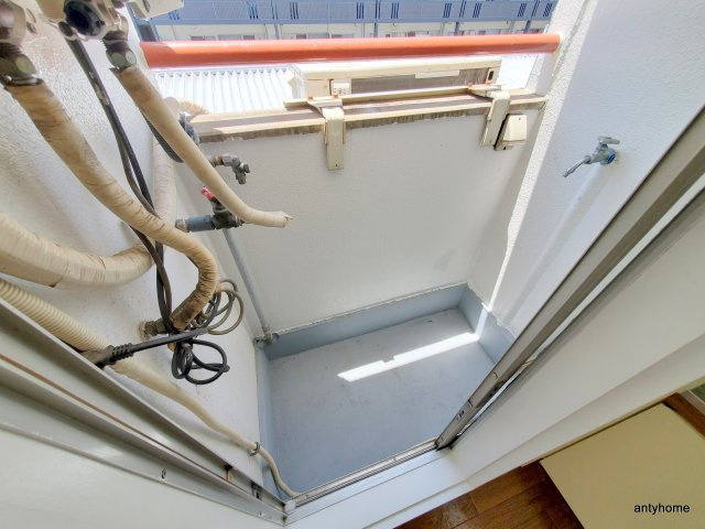 フォレスト新大阪のバルコニー