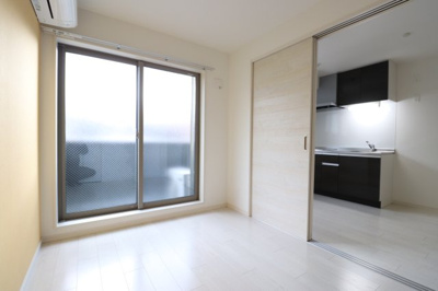 【洋室】 | パシフィック千林