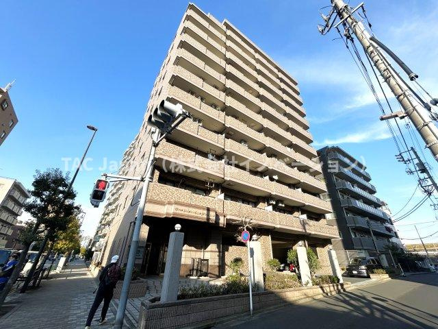 ライオンズマンション東大島第二の外観|高級感漂う「ライオンズシリーズ」のタイル張りの外観。