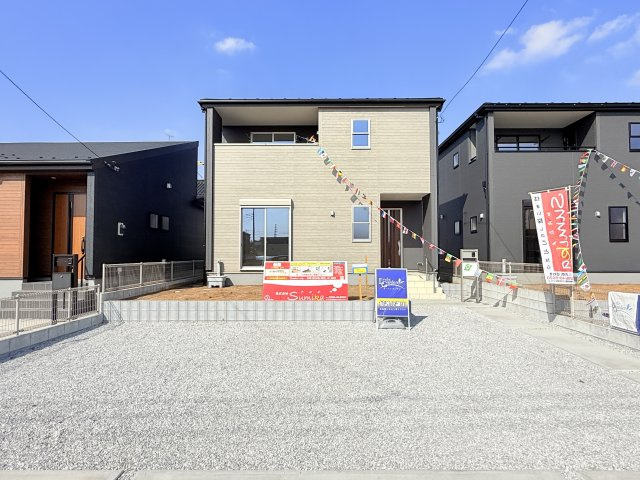 結城郡八千代町東原　新築戸建て　2号棟の外観|当日予約・現地集合・現地解散でのご見学も大歓迎ですので、お気軽にお問い合わせください(*^^*)