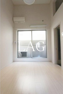 【居間・リビング】 | フォレリア | 洋室のお部屋です。