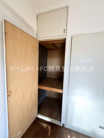 大東市諸福７丁目の賃貸マンションの収納