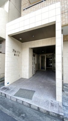 【エントランス】 | ピアシティ医大東