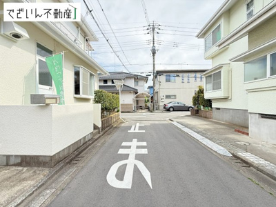 【前面道路含む現地写真】 | 熊谷市万吉　中古住宅   | 現地(2026年4月撮影)