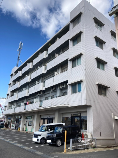 クリエイト21の外観
