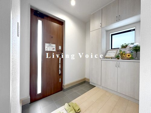 【玄関】 | 【仲介手数料０円】座間市栗原中央4丁目　新築一戸建て | 座間市栗原中央4丁目　新築一戸建て