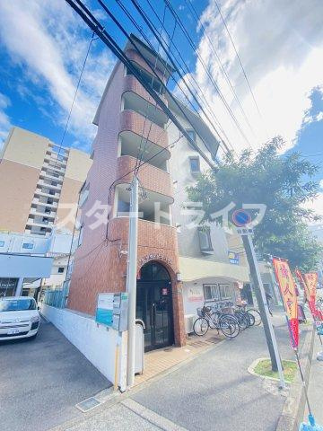 大阪市淀川区東三国５丁目の賃貸マンションの外観