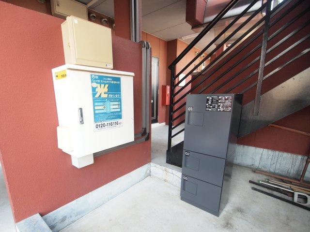 シュメールのロビー|宅配ボックス完備