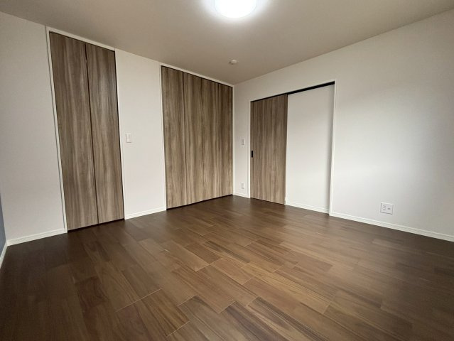 プランタウン清末鞍馬Ⅲの洋室