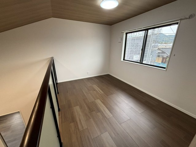 プランタウン清末鞍馬Ⅲの洋室