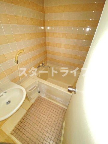 大阪市淀川区西中島１丁目の賃貸マンションの浴室