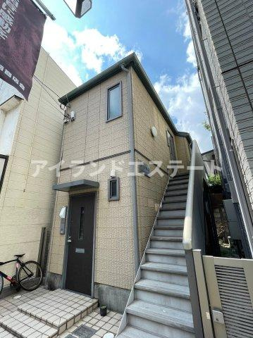 ラーク駒沢　1フロア1住戸　バストイレ別　駅近の外観