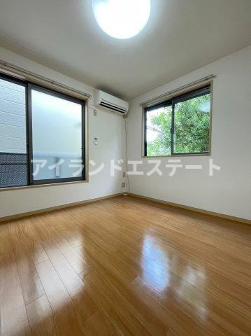 ラーク駒沢　1フロア1住戸　バストイレ別　駅近の内装