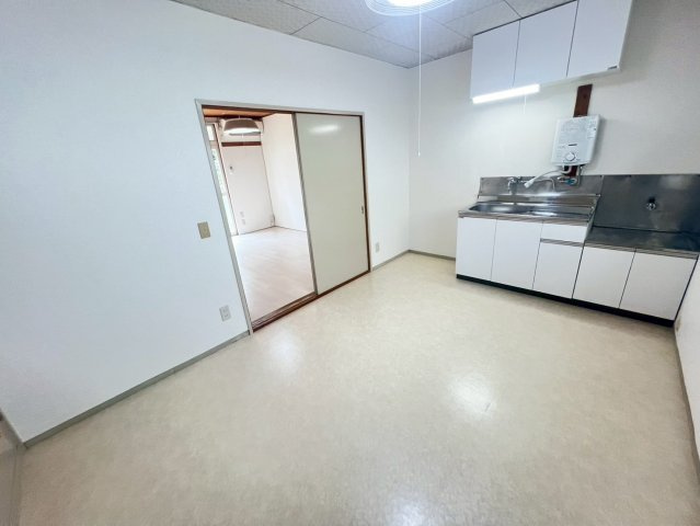 ハイツオオクマＡの居間・リビング