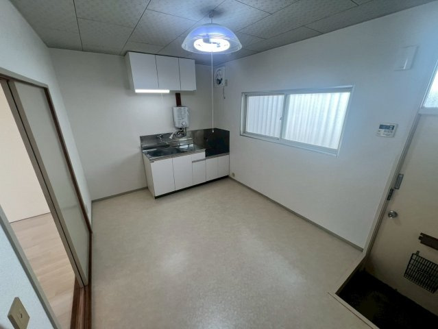 ハイツオオクマＡの居間・リビング