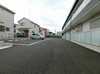 【駐車場】