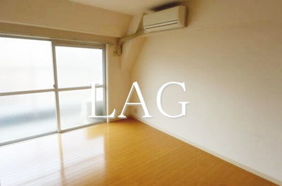 【居間・リビング】 | シャトー瑠璃 | 洋室のお部屋です。