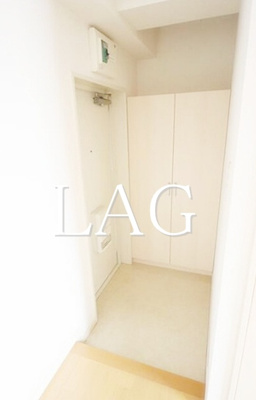 【玄関】 | シャトー瑠璃 | 玄関です。