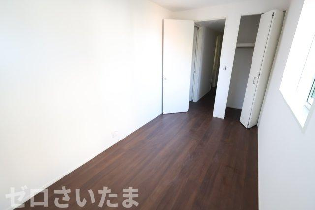 《仲介手数料無料》大宮区天沼町２丁目1043-2新築一戸建てメルディアの洋室