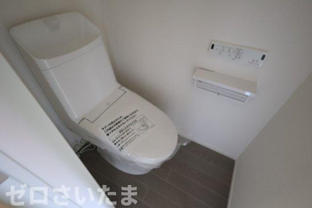 《仲介手数料無料》大宮区天沼町２丁目1043-2新築一戸建てメルディアのトイレ