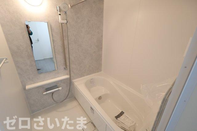 《仲介手数料無料》大宮区天沼町２丁目1043-2新築一戸建てメルディアの浴室