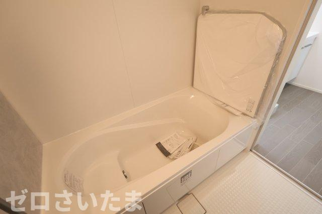 《仲介手数料無料》大宮区天沼町２丁目1043-2新築一戸建てメルディアの浴室