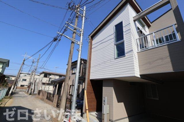 《仲介手数料無料》大宮区天沼町２丁目1043-2新築一戸建てメルディアのバルコニー