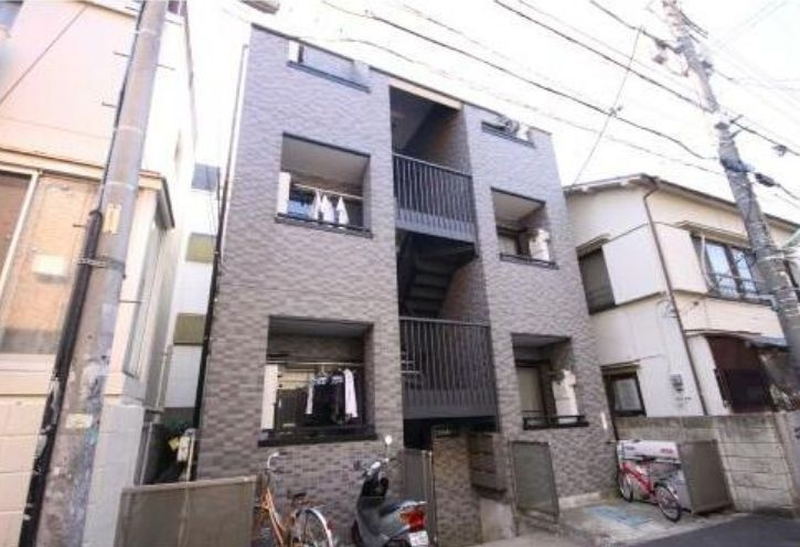 セル高円寺のエントランス