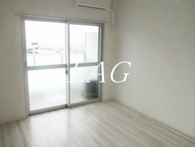 【居間・リビング】 | ブランドール川治 | 洋室のお部屋です。