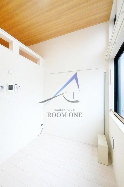 ハーモニーテラス向島Ⅱの居間・リビング|洋室のお部屋です。